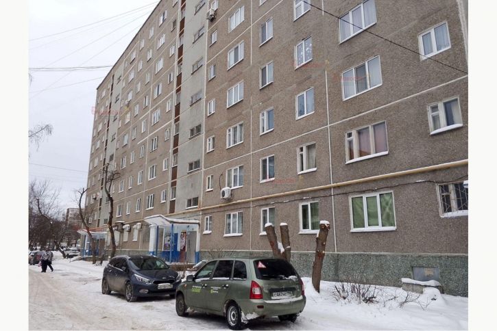 3-комн квартира Пехотинцев 12