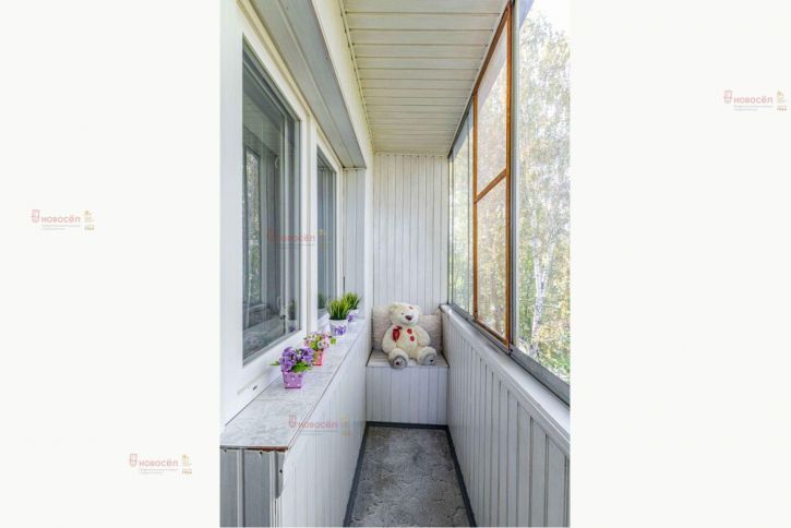 3-комн квартира Седова 44/б