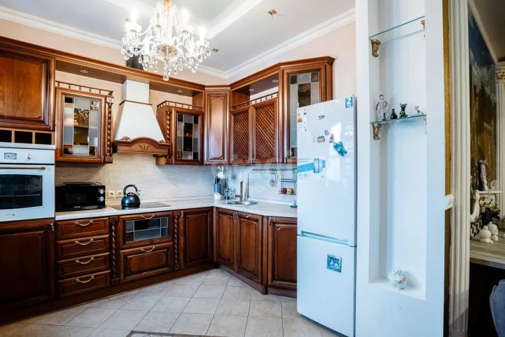 2-комн квартира улица Белинского