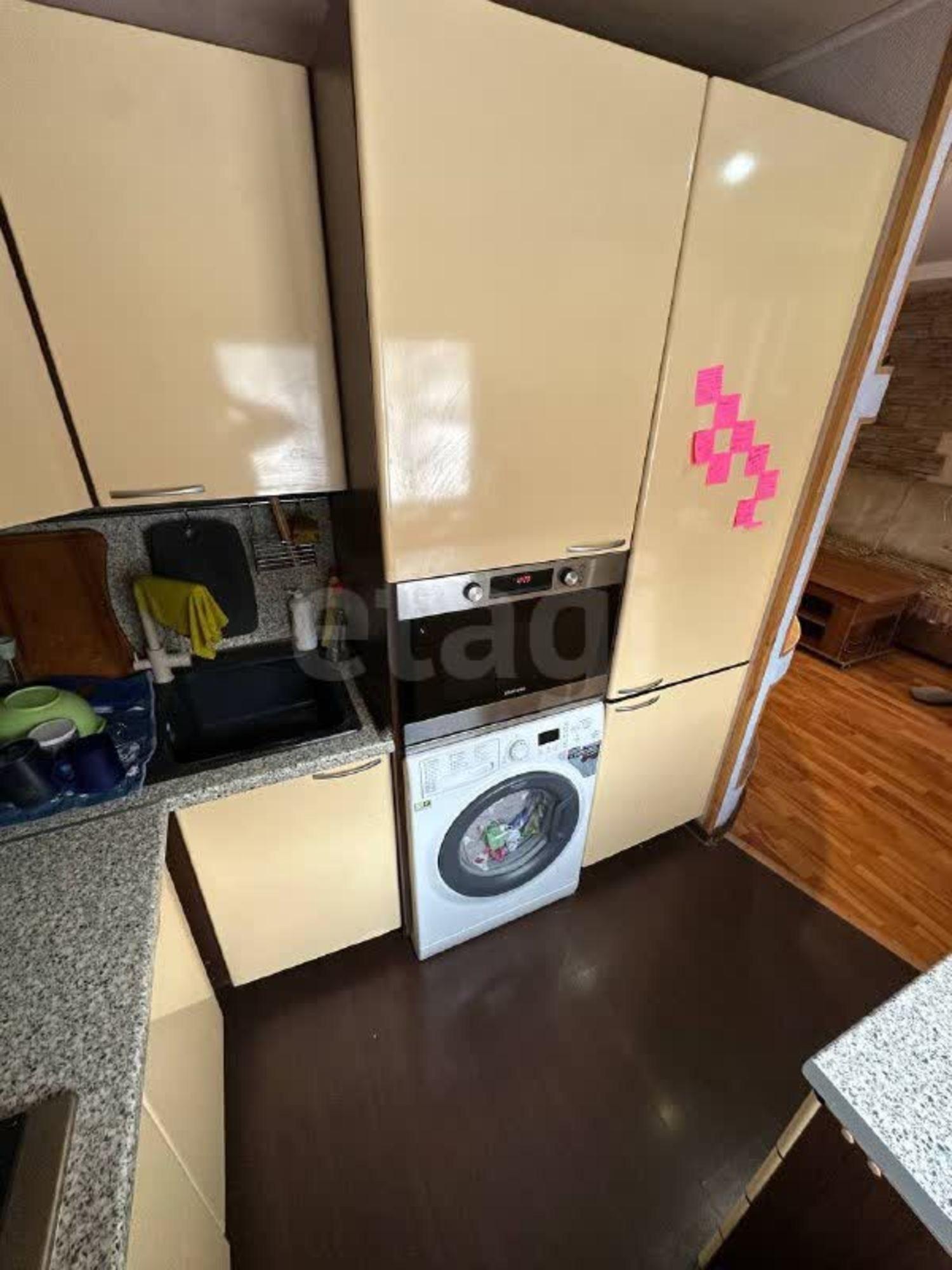 Продажа 3-комн квартиры Походная улица