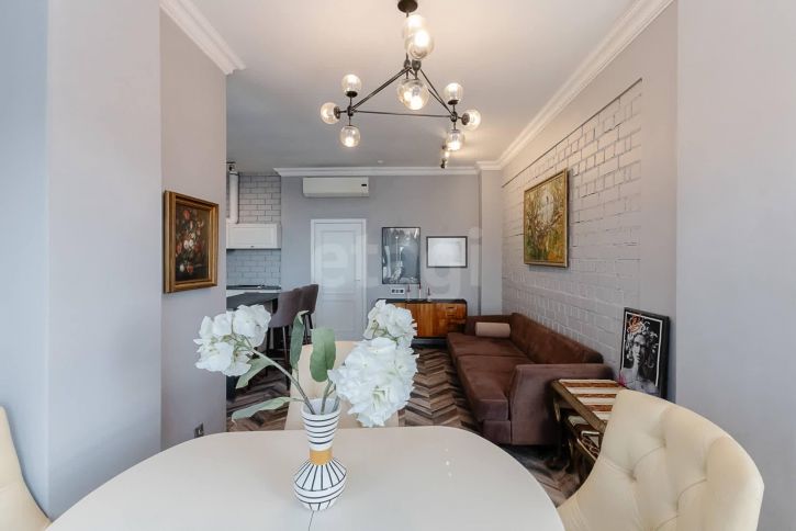 3-комн квартира улица Тверитина