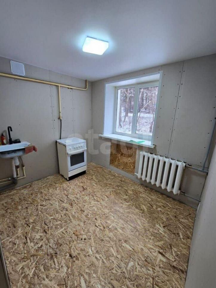 2-комн квартира улица 40-летия Комсомола