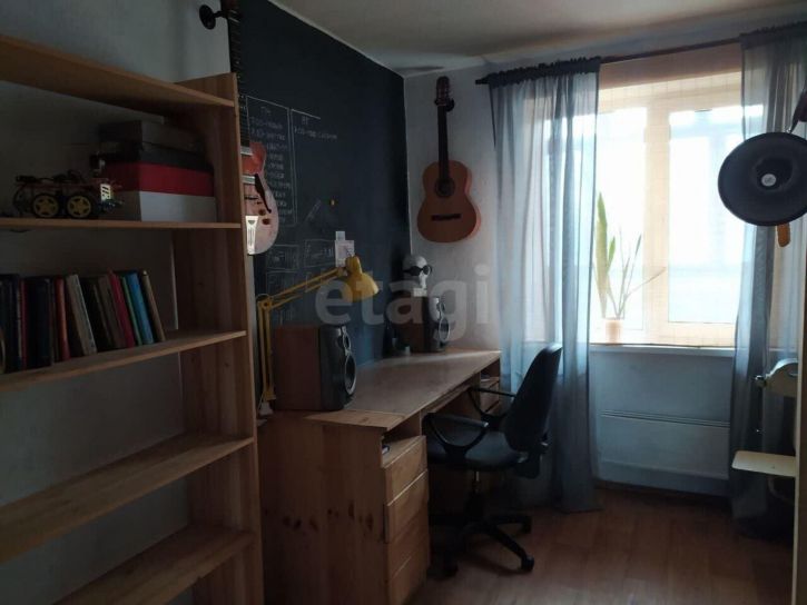 5-комн квартира улица Краснолесья