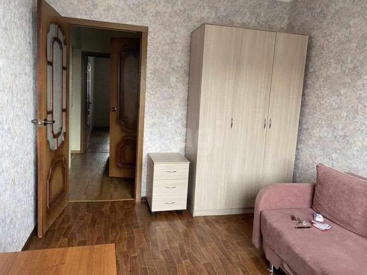 3-комн квартира улица Будённого