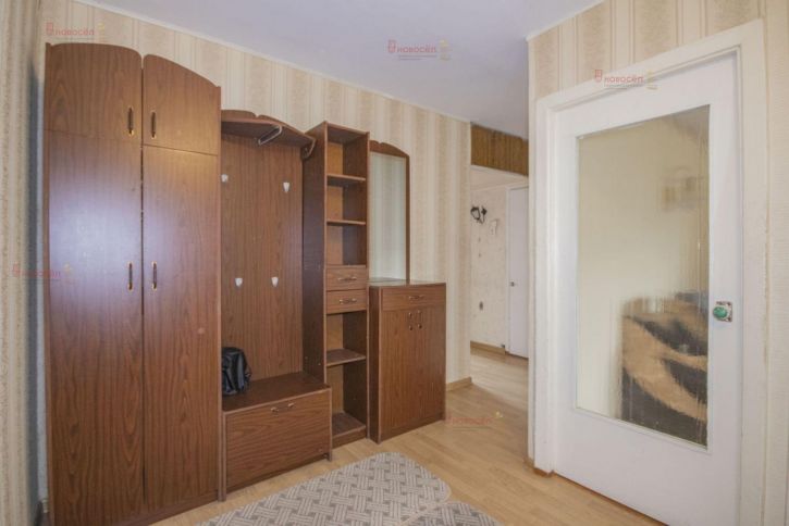 3-комн квартира Пехотинцев 10