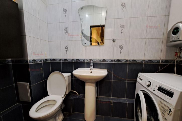 2-комн квартира Кузнецова 21