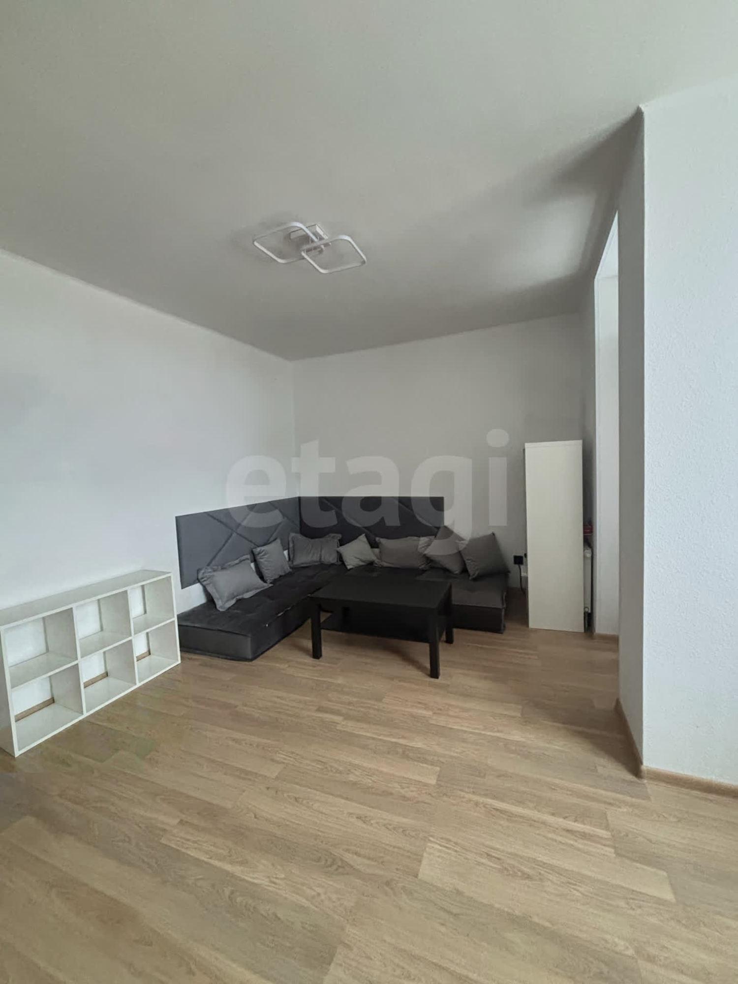 Продажа 3-комн квартиры Дорожная улица