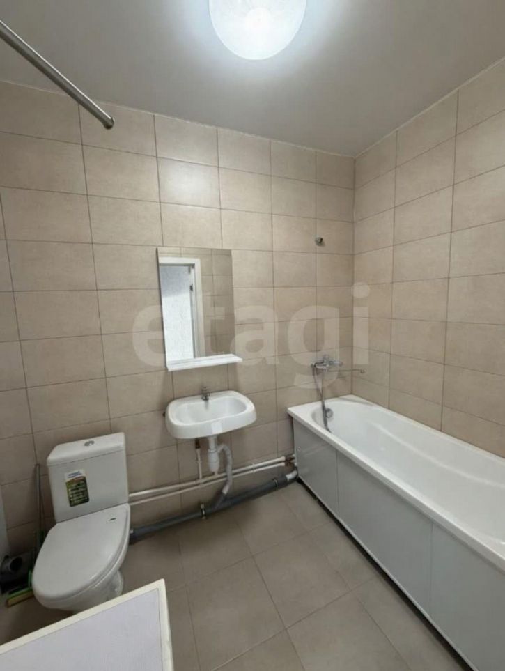 2-комн квартира улица Рябинина