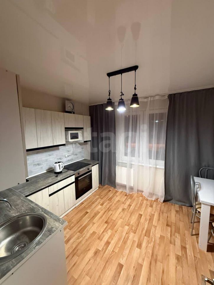 2-комн квартира улица Анатолия Мехренцева