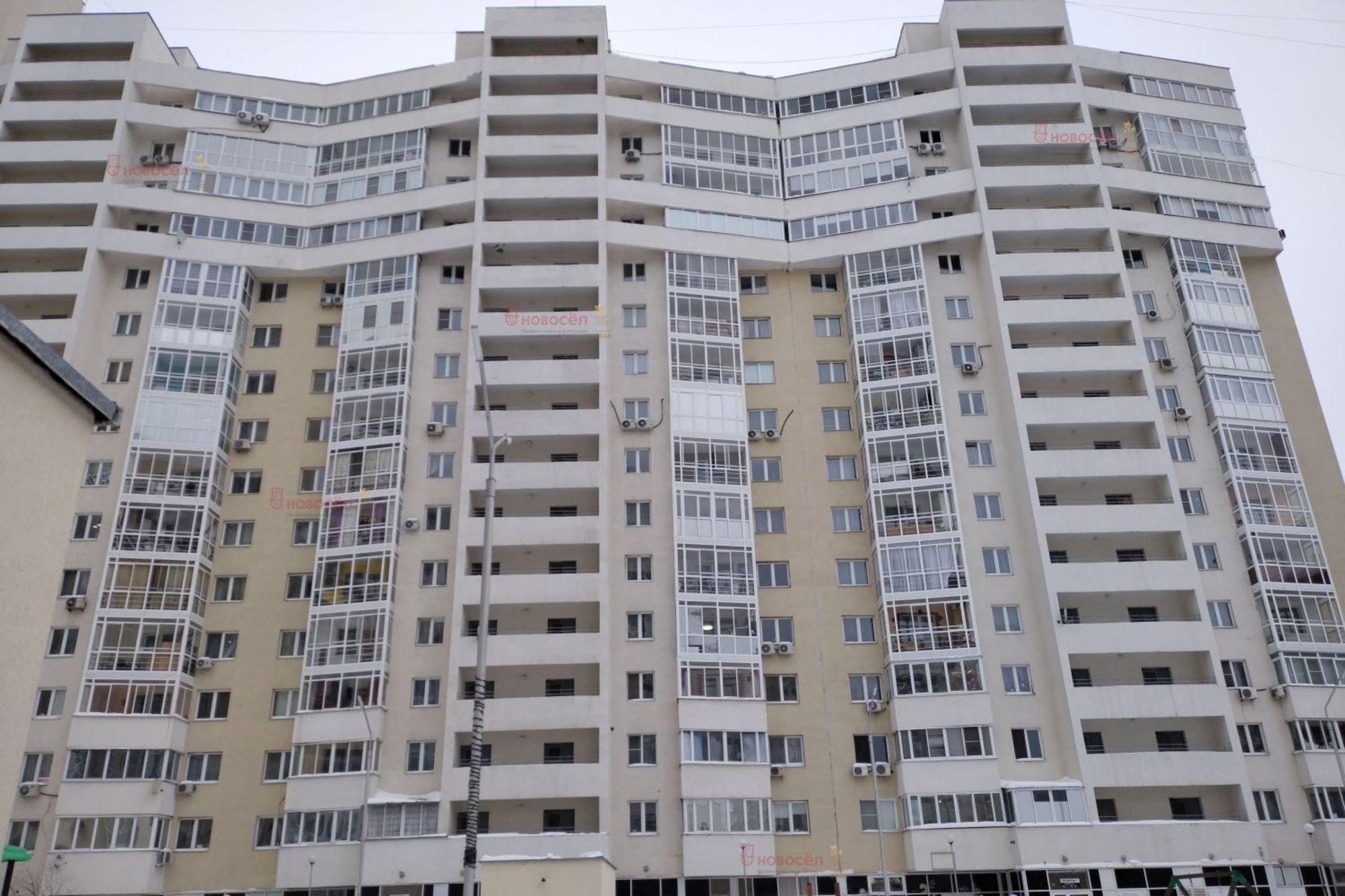 Купить гараж, место в паркинге за 1 100 000 рублей на Соболева 19