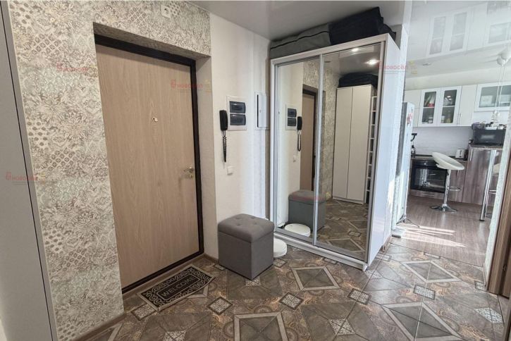 1-комн квартира Краснолесья 10