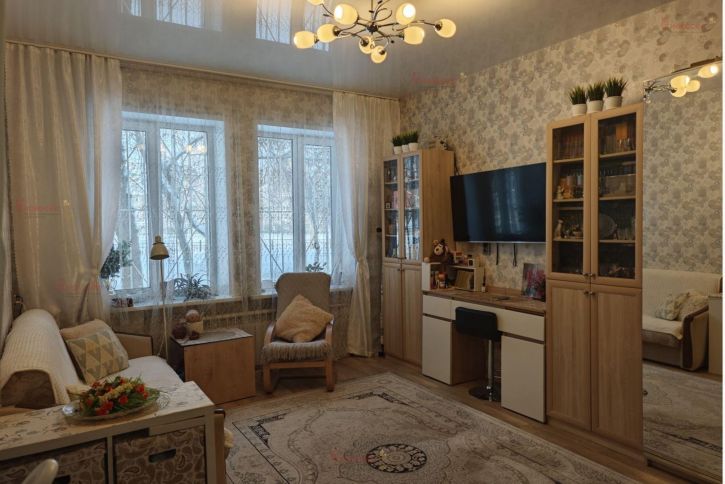 1-комн квартира Альпинистов 6