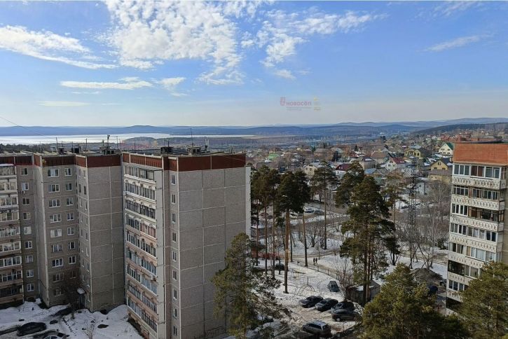 3-комн квартира Кунарская 36