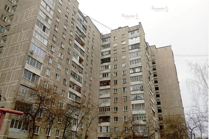 Комната 40-летия Октября 60