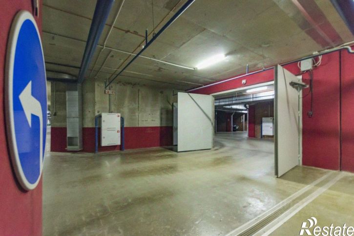 Гараж/парковка улица Громова, 26/2,  д. 26/2