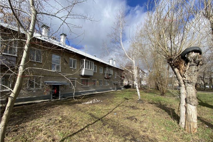 2-комн квартира Ползунова 20