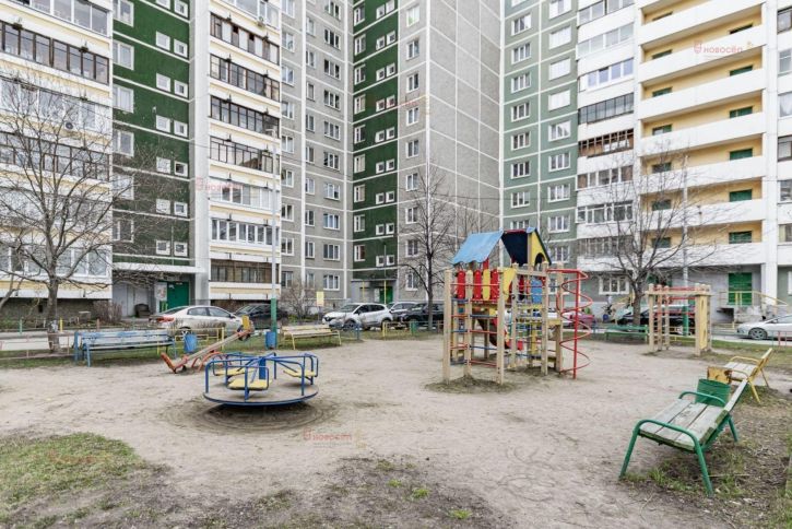 1-комн квартира Крестинского 51