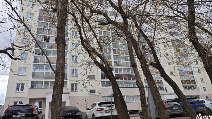 3-комн квартира Седова, 55