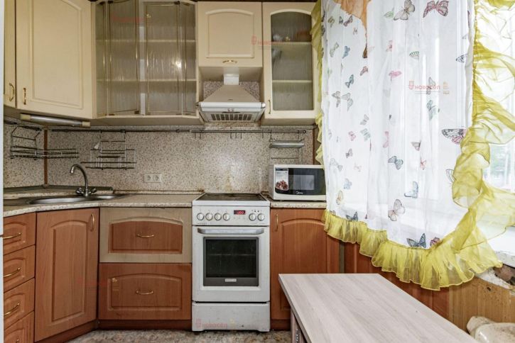 1-комн квартира Уральских рабочих 41