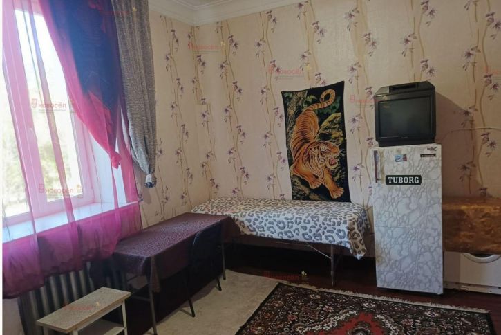 Комната Кировградская 70