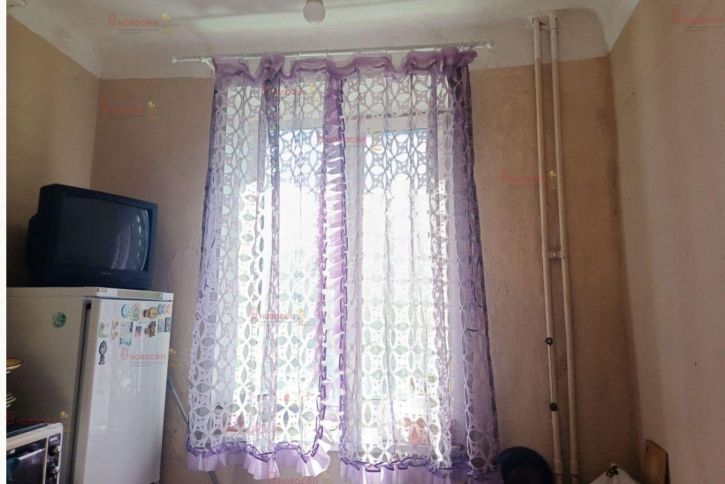 Комната Кировградская 70