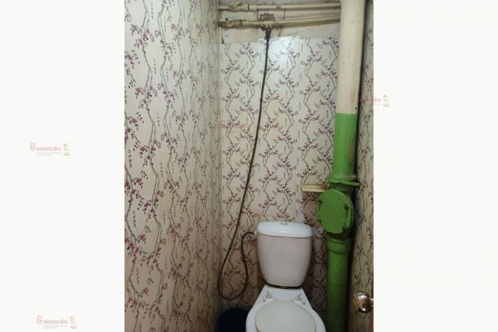 Комната Кировградская 70