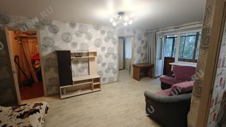 2-комн квартира ильича, 52