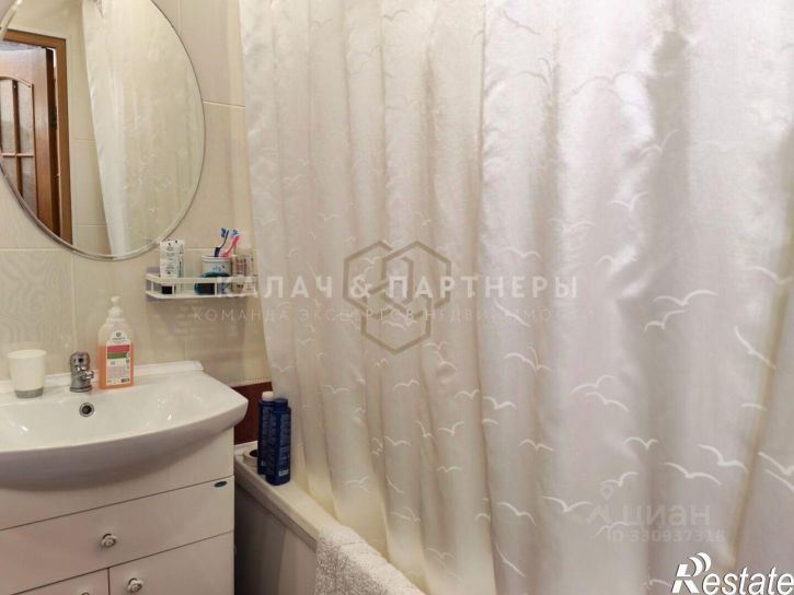 3-комн квартира улица Блюхера, 57,  д. 57