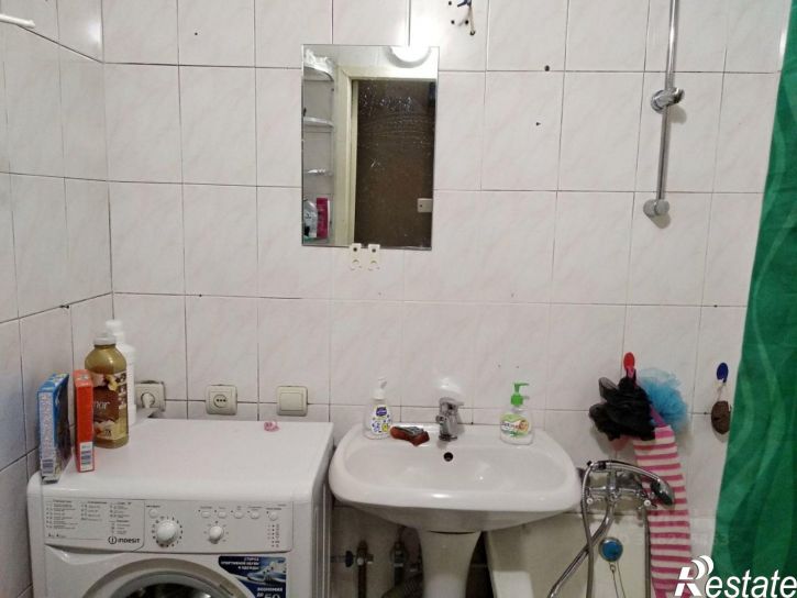 Комната улица Крестинского, 57,  д. 57