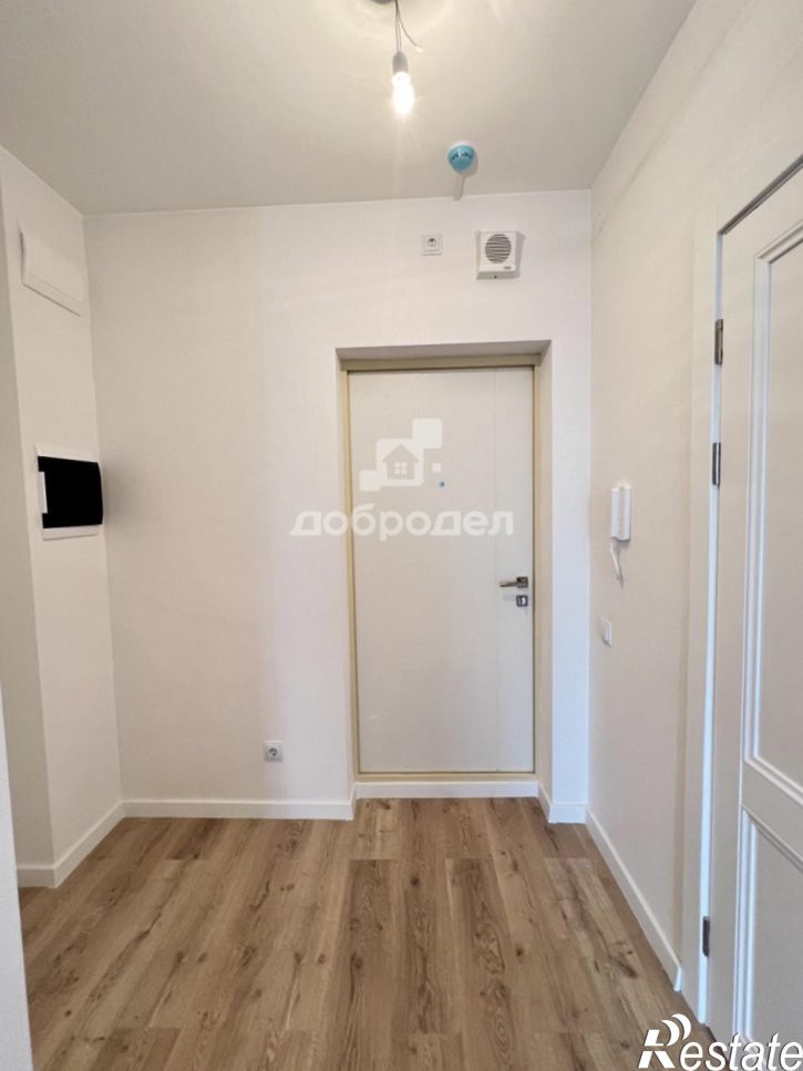 Студия ул. 8 Марта,204г/2