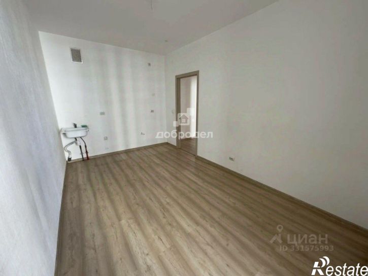 2-комн квартира улица Академика Парина, 40,  д. 40