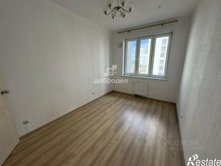 2-комн квартира улица Академика Парина, 40,  д. 40