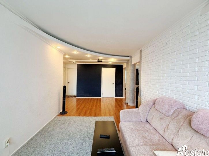4-комн квартира ул Крестинского, 55 1,  д. 55 1,  к. 1