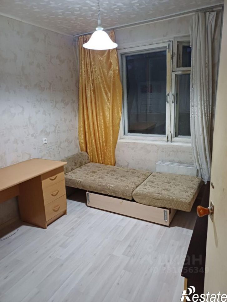 Комната б-р Сергея Есенина, 12,  д. 12