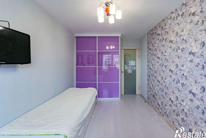 3-комн квартира ул Краснолесья, 99,  д. 99