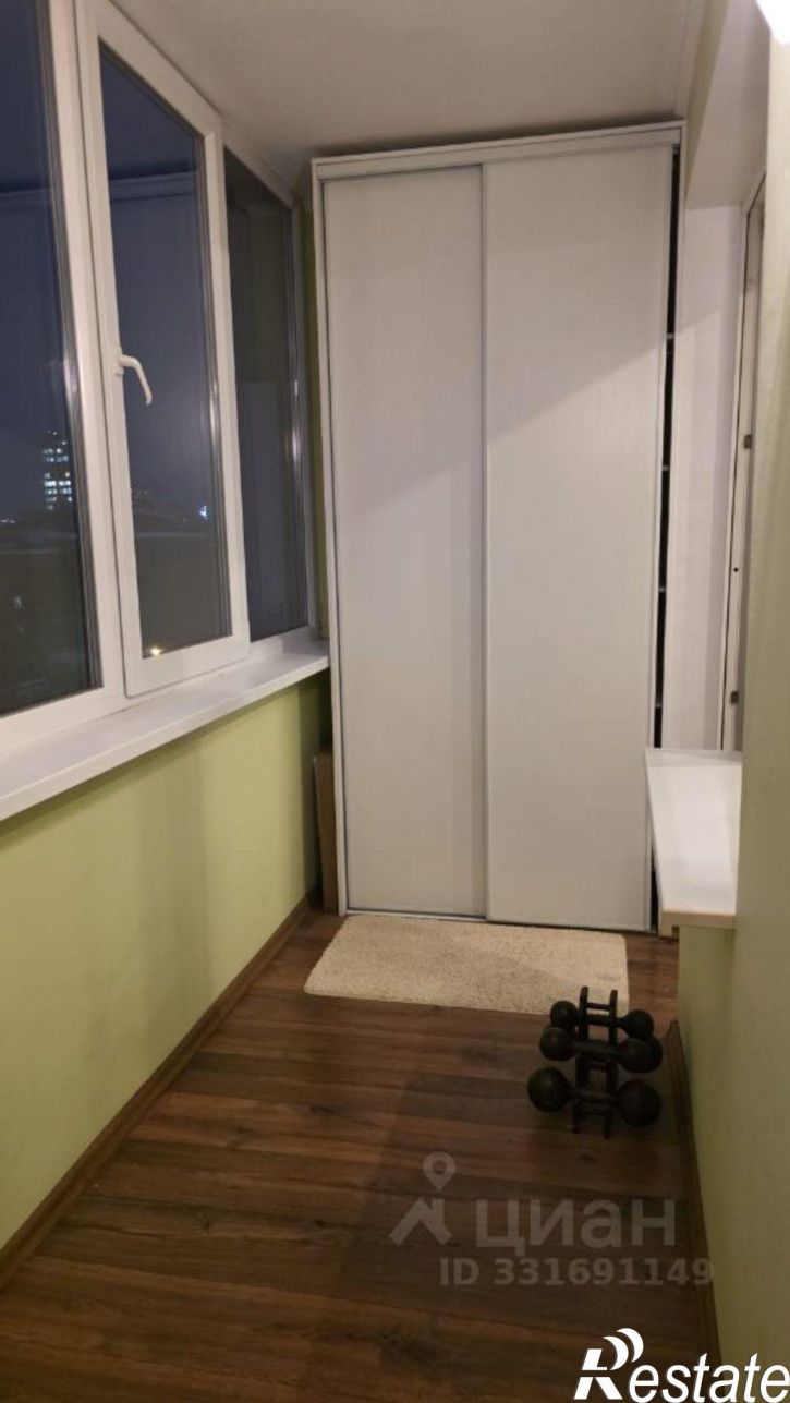 3-комн квартира ул Антона Валека, 24,  д. 24