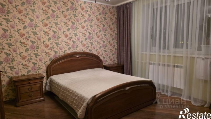 3-комн квартира ул Антона Валека, 24,  д. 24