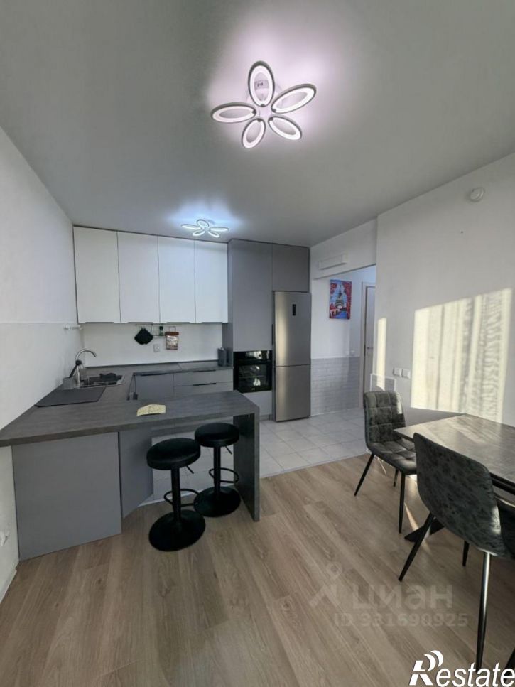 2-комн квартира пр-кт Космонавтов, 11а,  д. 11а