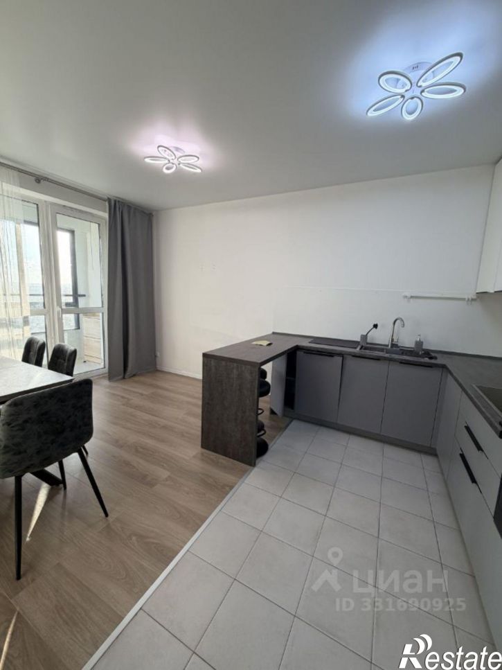 2-комн квартира пр-кт Космонавтов, 11а,  д. 11а