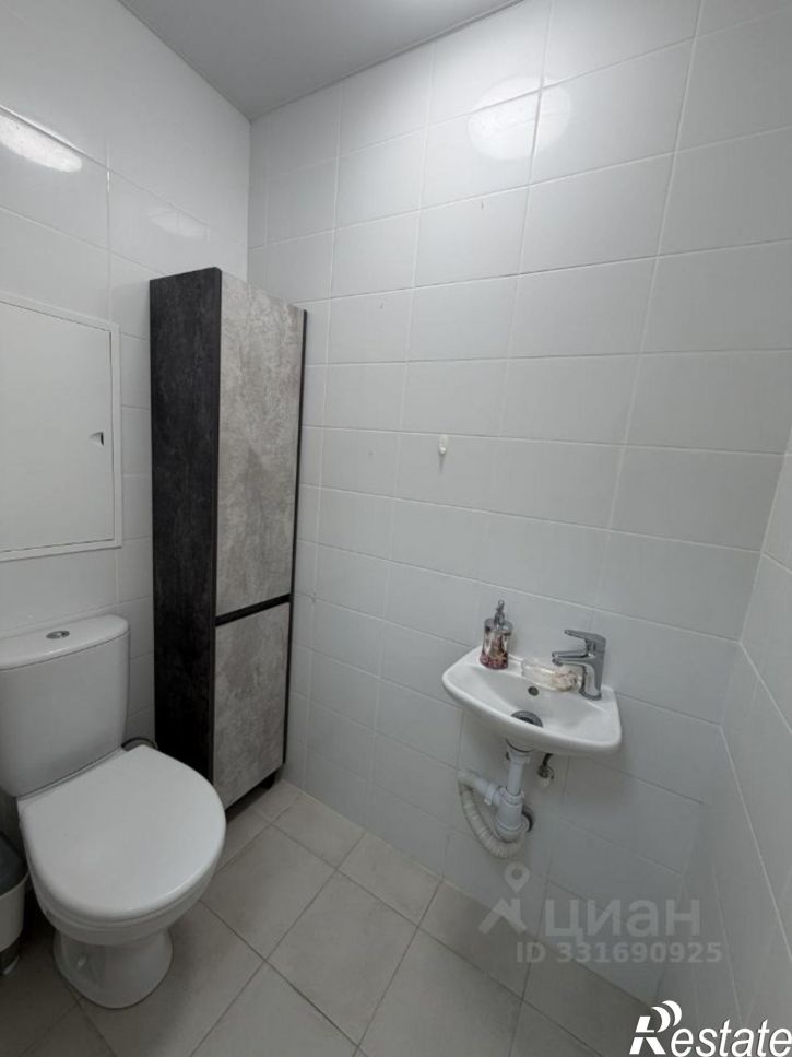 2-комн квартира пр-кт Космонавтов, 11а,  д. 11а