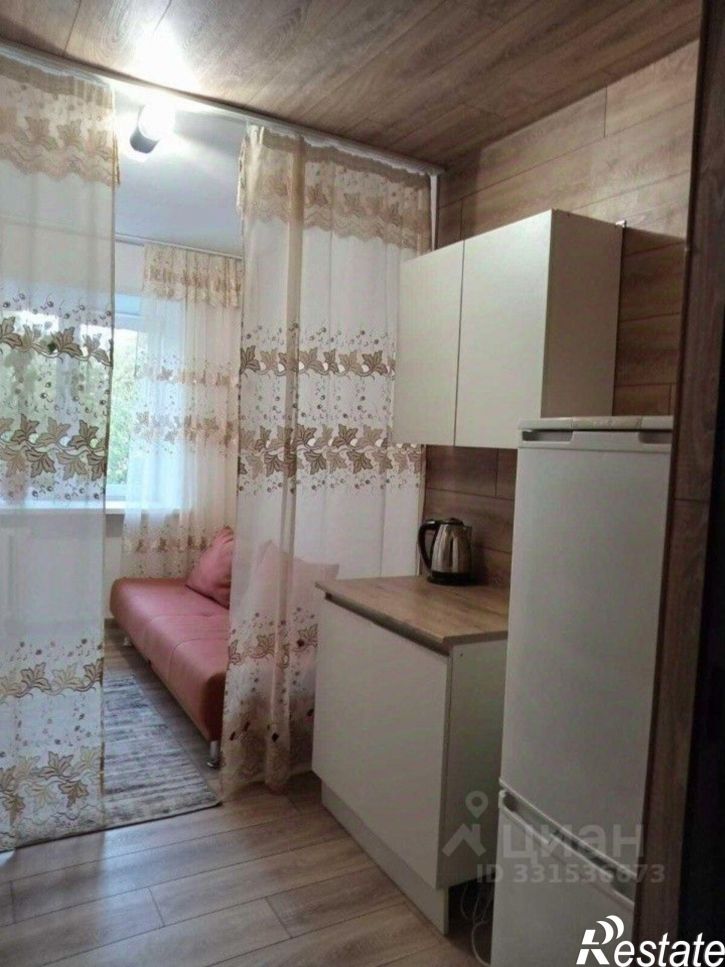 Комната ул 8 Марта, 92,  д. 92