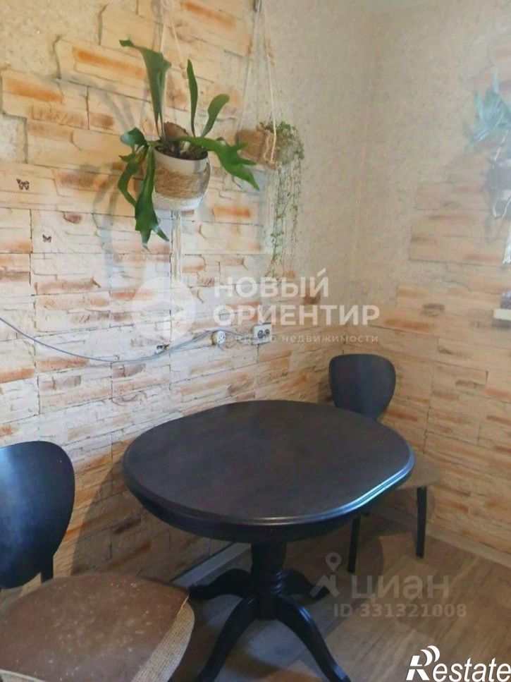 2-комн квартира ул Большакова, 17,  д. 17