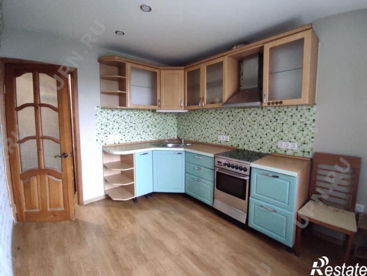 3-комн квартира фурманова, 67