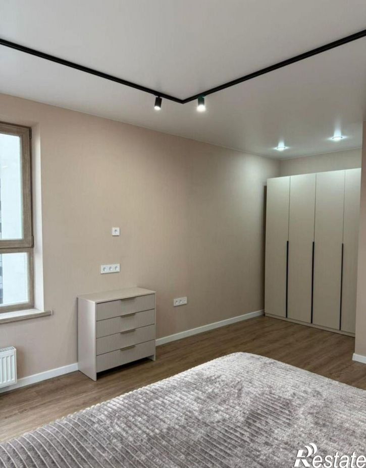 3-комн квартира б-р Владимира Белоглазова, 2в,  д. 2в