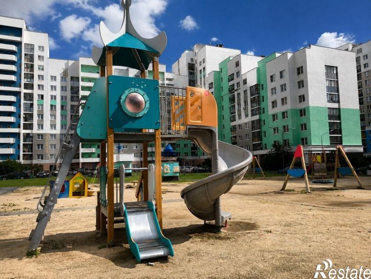 3-комн квартира ул Вильгельма де Геннина, 34,  д. 34