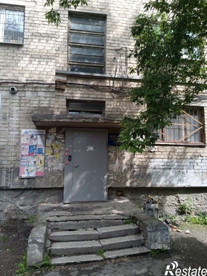 Комната ул 8 Марта, 92,  д. 92