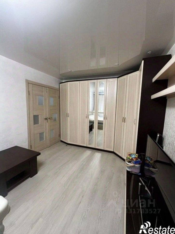 3-комн квартира ул Колмогорова, 54а,  д. 54а