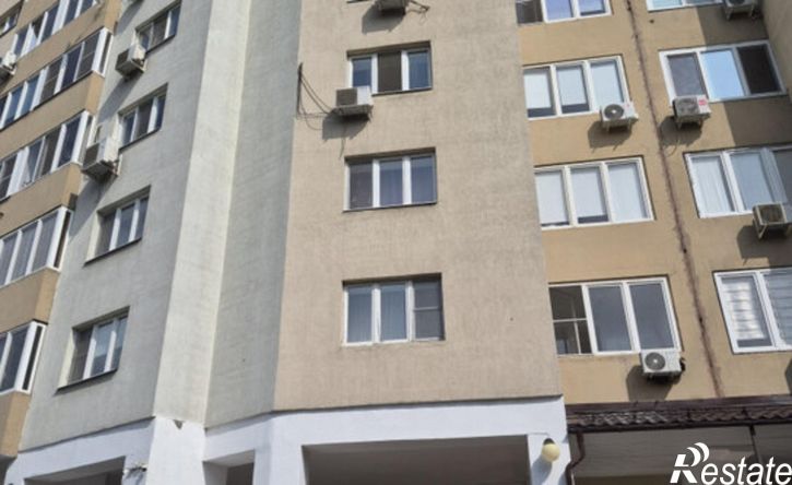 3-комн квартира ул Самолетная, 1,  д. 1