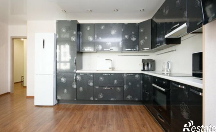 3-комн квартира Екатеринбург, улица Евгения Савкова, 31