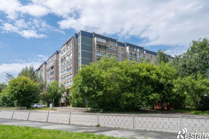 3-комн квартира ул Готвальда, 15,  д. 15